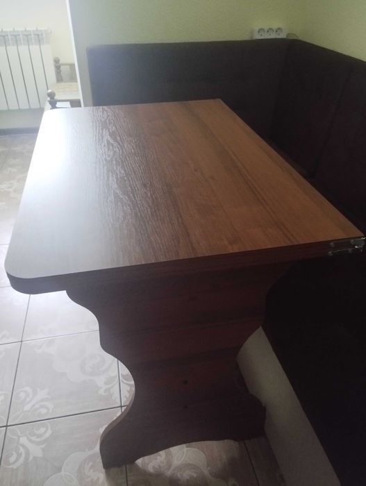 Стіл кухонний розкладний