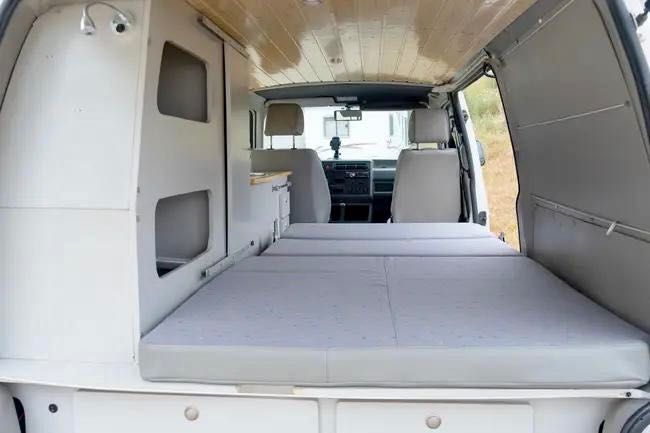 VW Transporter 1.9 Auto-Vivenda Legalizada