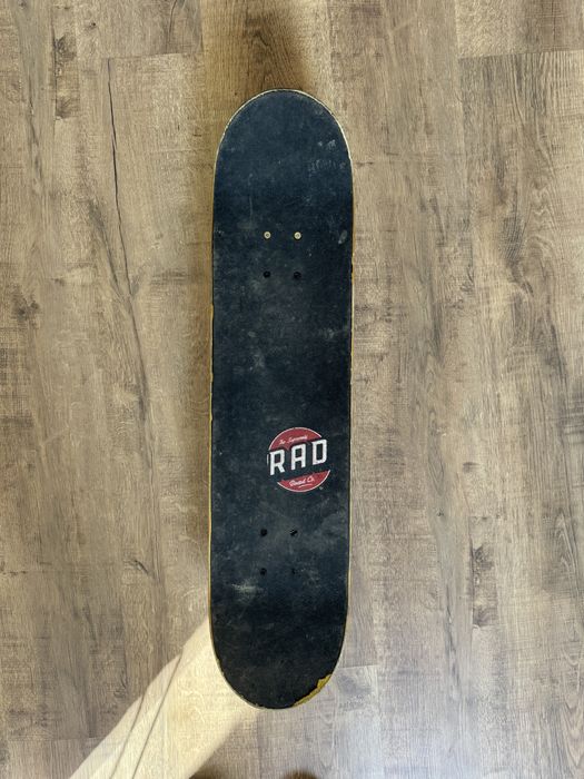 Skateboard deska RAD reds Independent enuff krux