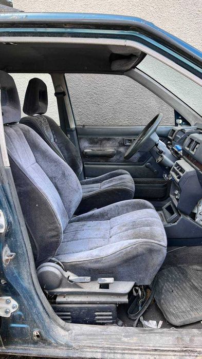 Сидіння та інше для Mitsubishi Space Wagon 1.8 1989, дешево!є доставка