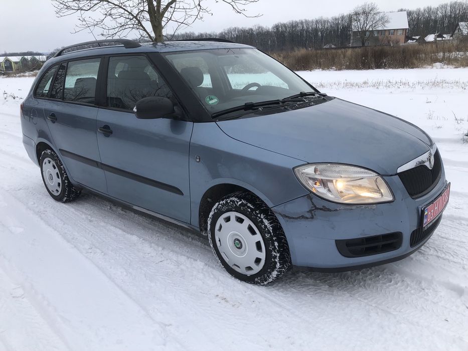 Продам шкоду фабію