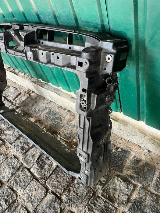 Панель передняя телевизор VW Passat B8 Volkswagen Passat B8 от2014-гг