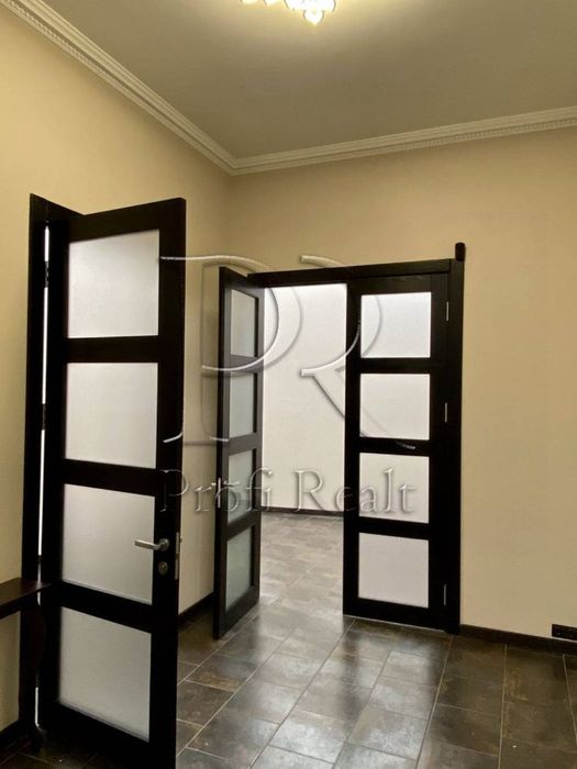 Продаж 2 кім кв в царській садибі/Контрактова плоша/вул. Кирилівська