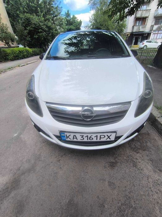 Автомобіль OPEL CORSA