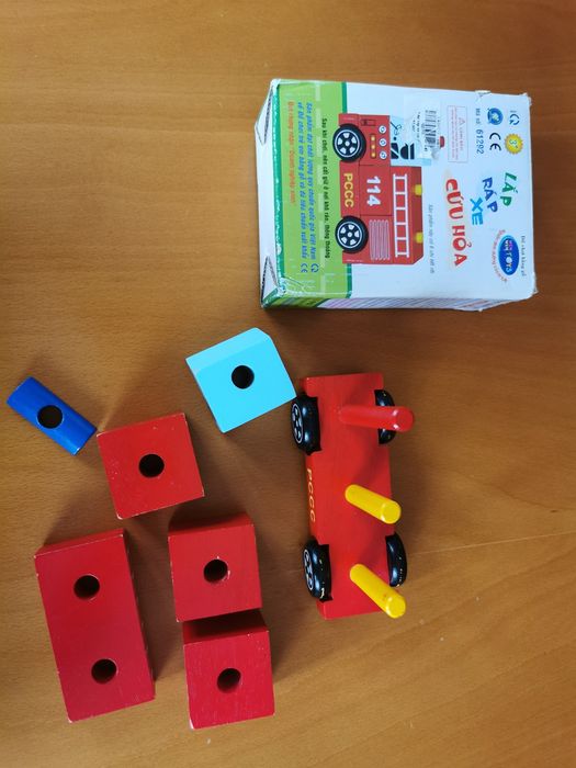 Drewniany Wóz Strażacki do Składania 3+ / Edukacyjna