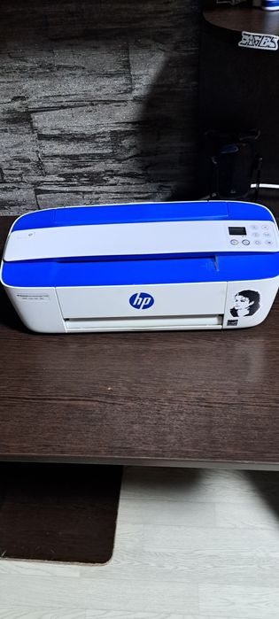 Продам принтер hp