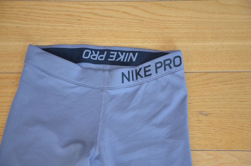 leginsy/getry Nike pro r. s szare