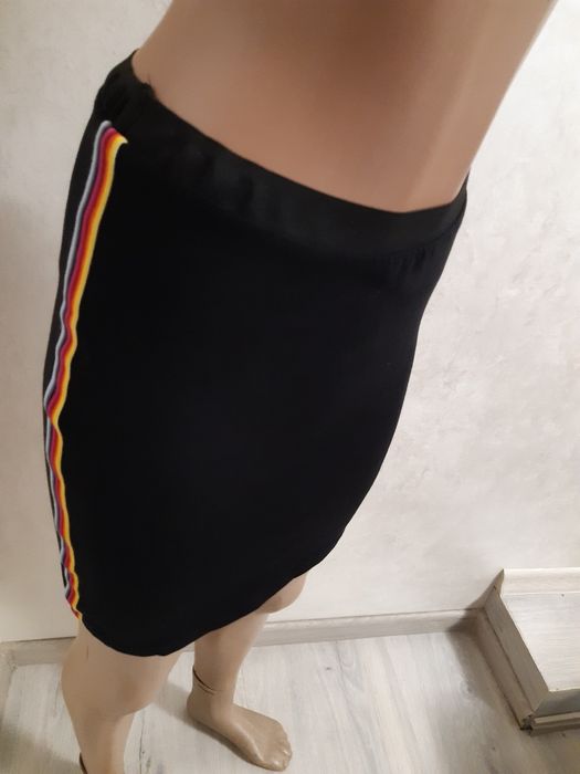 Спідниця фірмова New look на 10-13 років