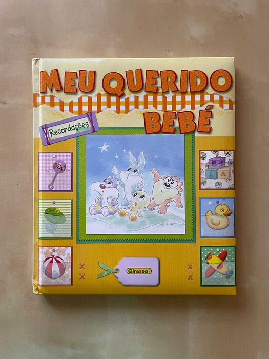 Livro Recordações "Meu Querido Bebé" - Girassol e Warner Bros