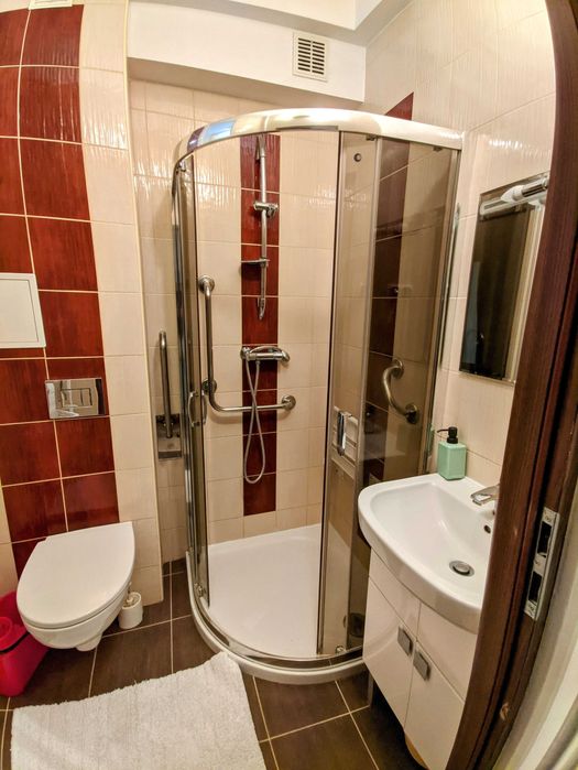 Mieszkanie 2 pokoje rozkładowe, 49m2, Uniwersytecka, z wewn parkingiem