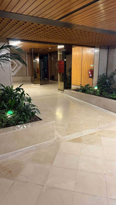 Quarto duplo mobilado para arrendamento nos Jardins d’Arrábida, Gaia