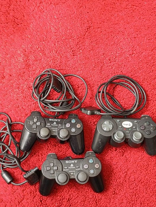 Três comandos PlayStation