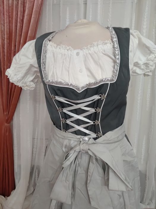 Strój przebranie ludowe folk biesiada Oktoberfest 3 części rozmiar 40/42