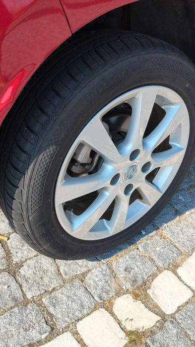 Opel Corsa – Este citadino compacto de 2021 destaca-se pela sua eficiência e design