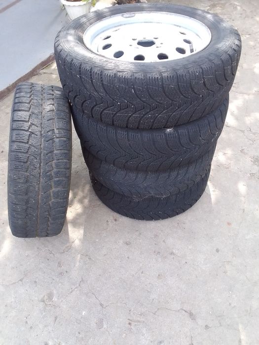 Зимові шини , ваз 2110 р 14: 1 600 грн. - Автошини Криве Озеро на Olx