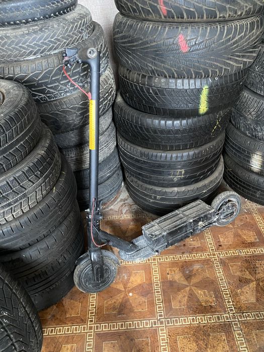 Продам самокат ксиоми