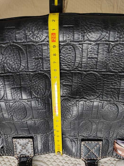 Mala pele preta NOVA, Carolina Herrera