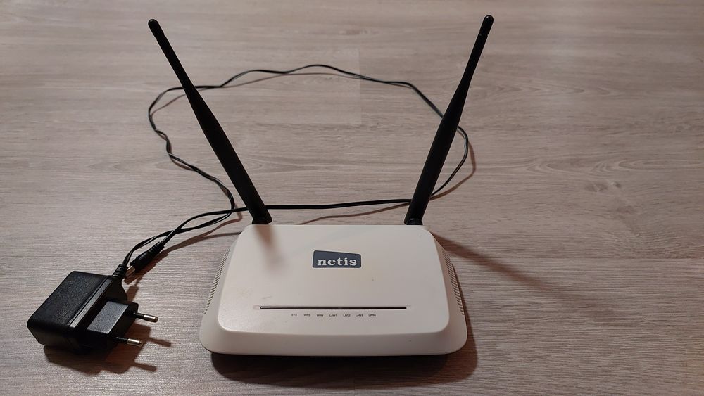 Продам роутер Netis WF2419R