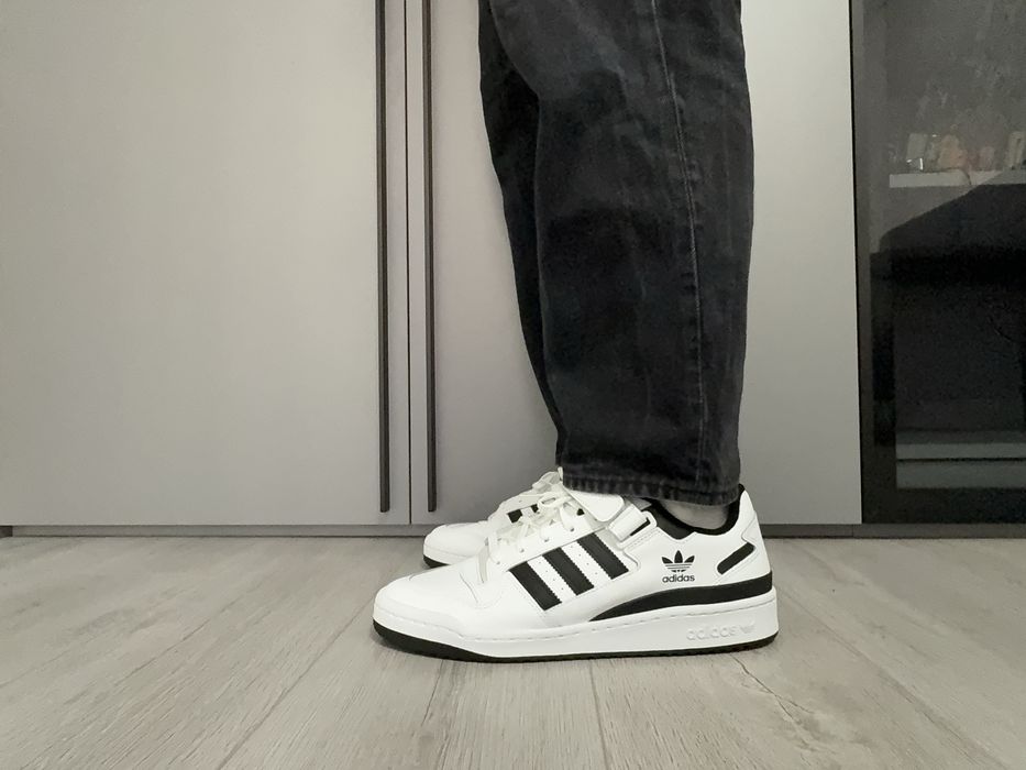 Adidas forum low