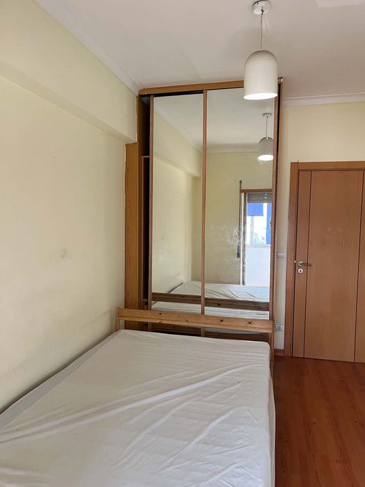 Alugar quarto em