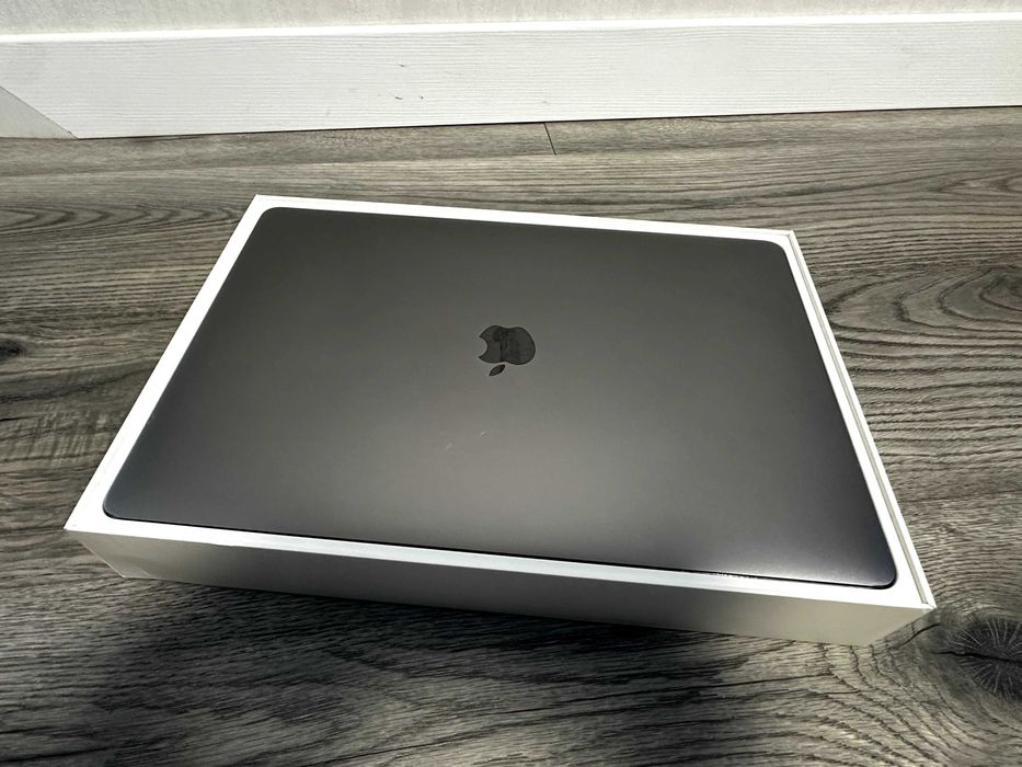 MacBook Pro Core I7 16GB 2,9GHz  15,4" 1Tb A1707