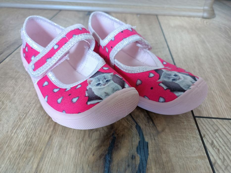 Kapcie buty dziewczęce Viggami 28