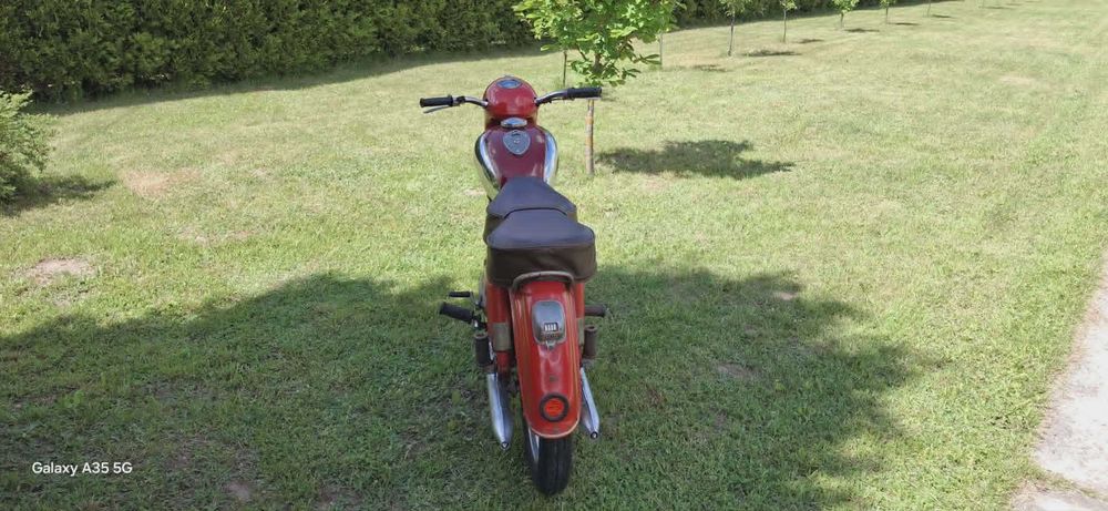 Motocykl Jawa 353 175cm3