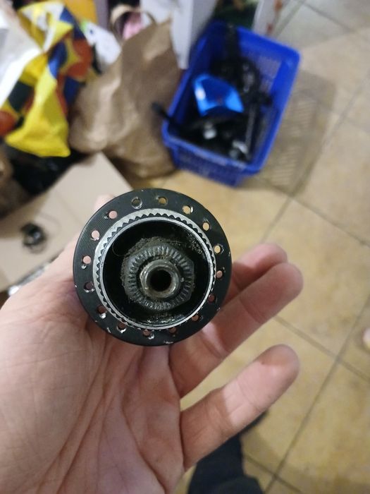 Piasta rowerowa shimano na tarcze