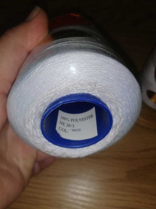 Нитки швейні 777 №20/3 поліестер 100%, білі