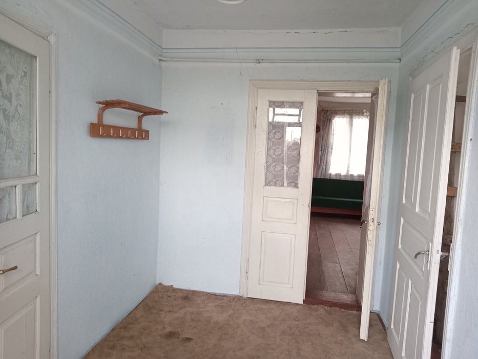 Продається будинок в смт. Отинія