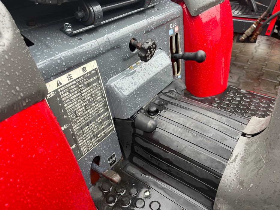 Японський тракторYANMAR AF18D