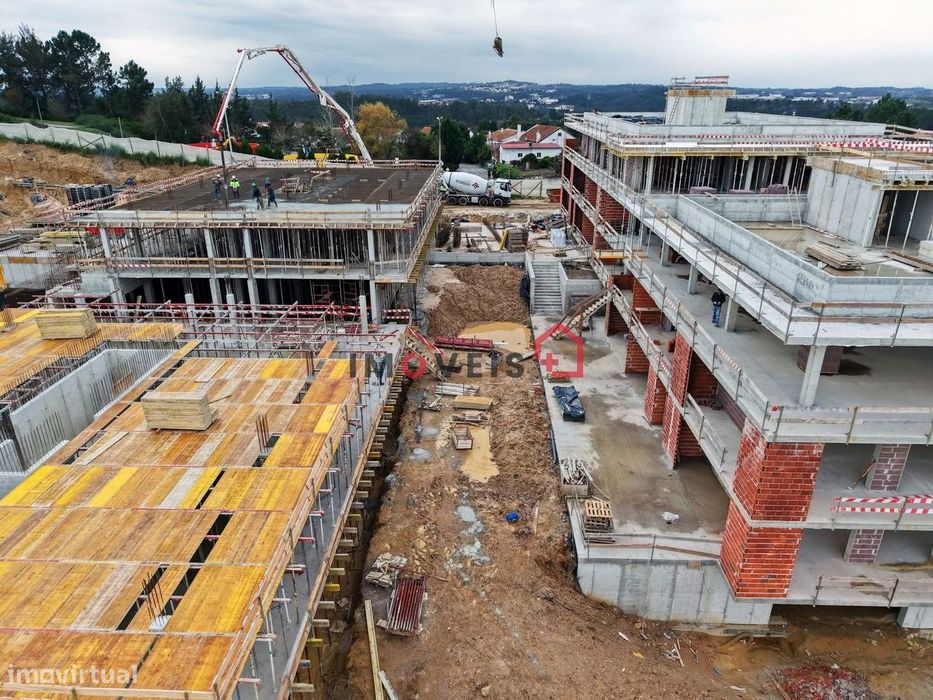 Apartamento T2 - Golden Wolf  - Telheiro, Leiria — Leiria, Pousos, Barreira E Cortes, Leiria