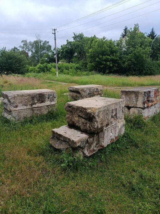 Продам бетонні блоки