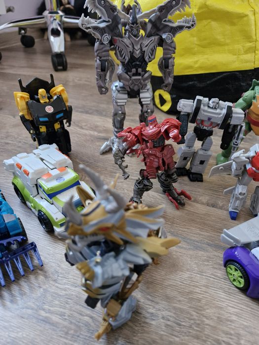 Transformers roboty