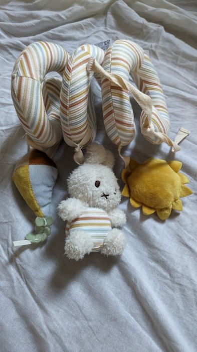 Spiralka zawieszka sensoryczna do wozka Little Dutch x Miffy