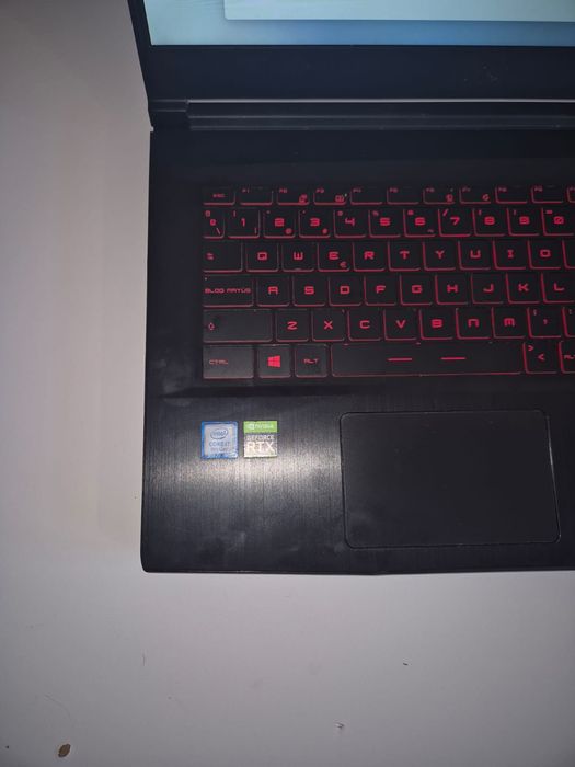 Portátil msi GF-65  9SEXR Thin