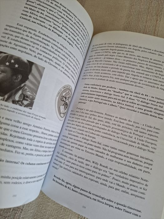 Mário Soares dois livros por Maria João Avillez