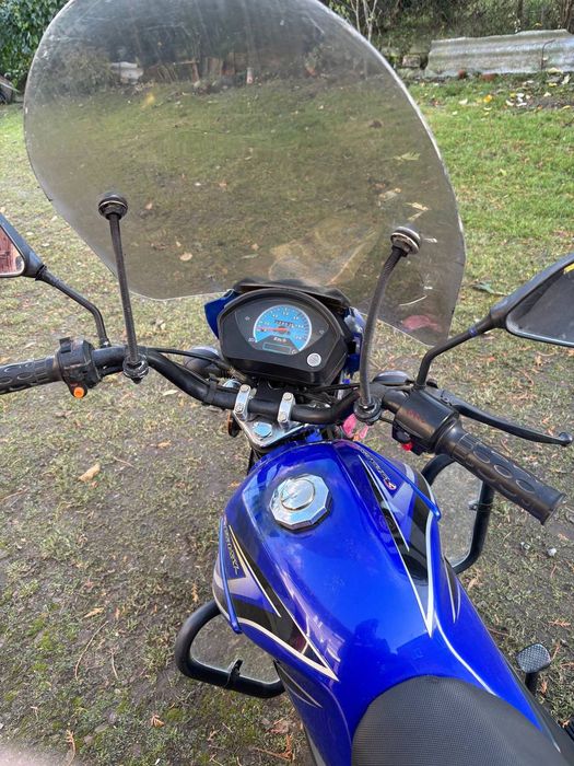 Мопед мотоцикл скутер