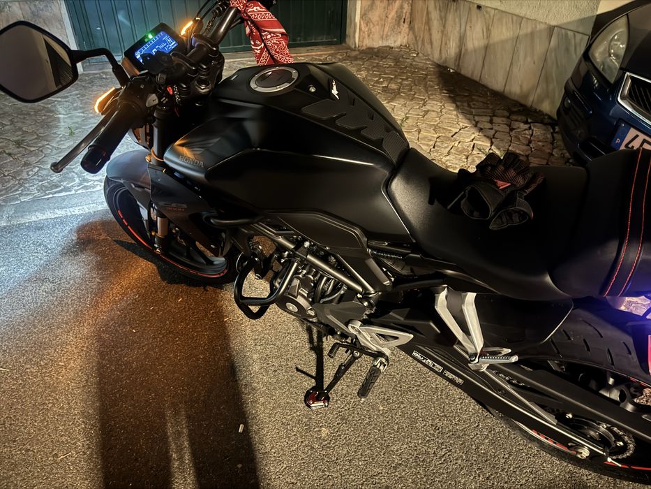 Honda Cb300r Neo Sports café  2024