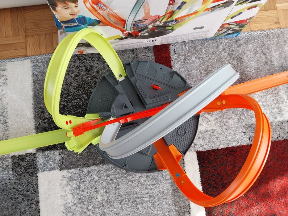 Tor Hołwheels obrotowy