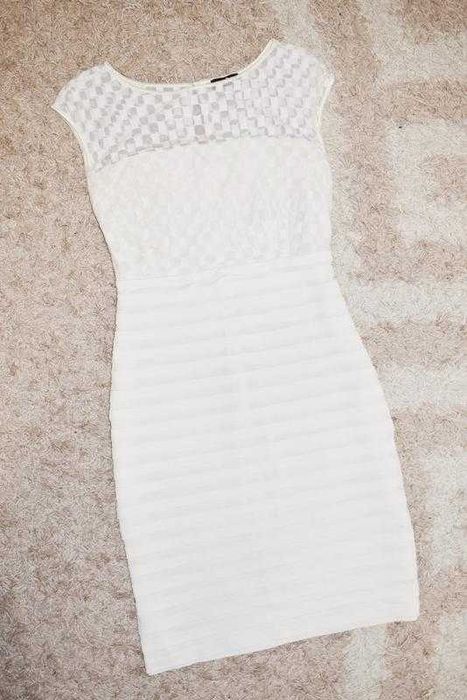 Шикарне святкове плаття коктейльне весільне