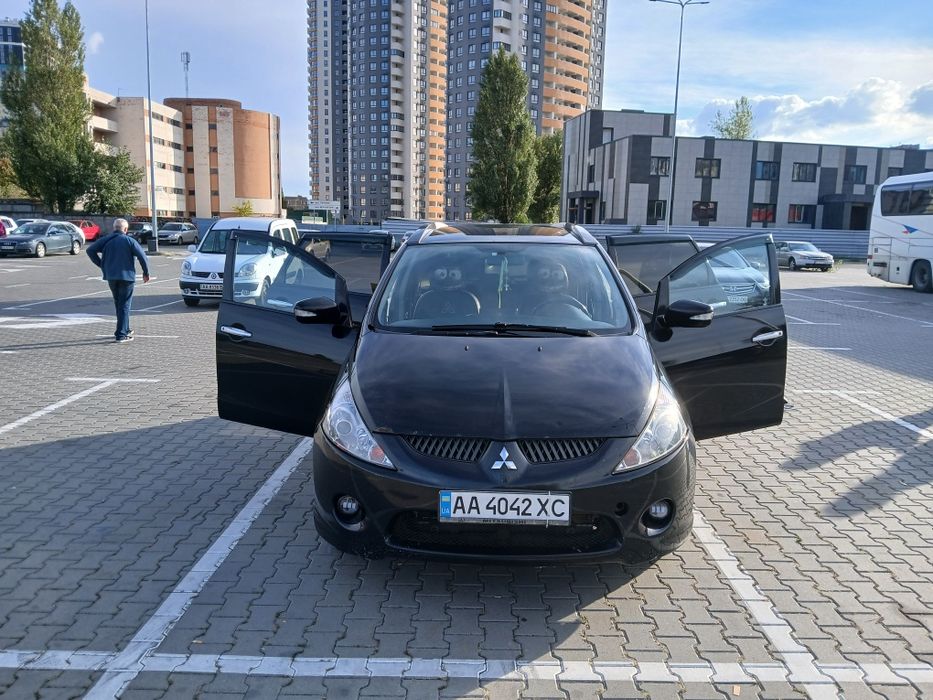 Mitsubishi grandis
