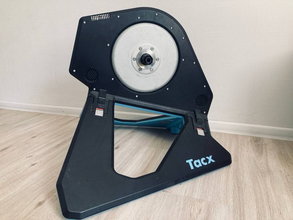 Tacx NEO T2800 Neo smartジャンク 2026年最新】tacx neo smartの人気アイテム - メルカリ