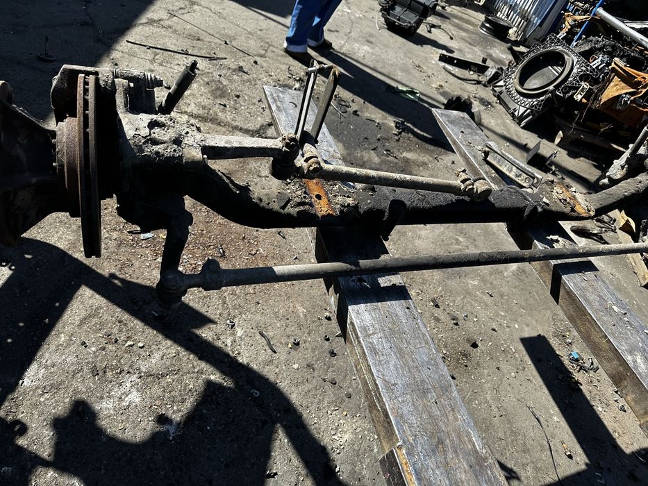 Zawieszenie przód Mascott 2.8 Belka przód Zwrotnice komplet