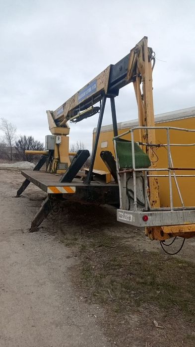 Продам автовишку 19метрів