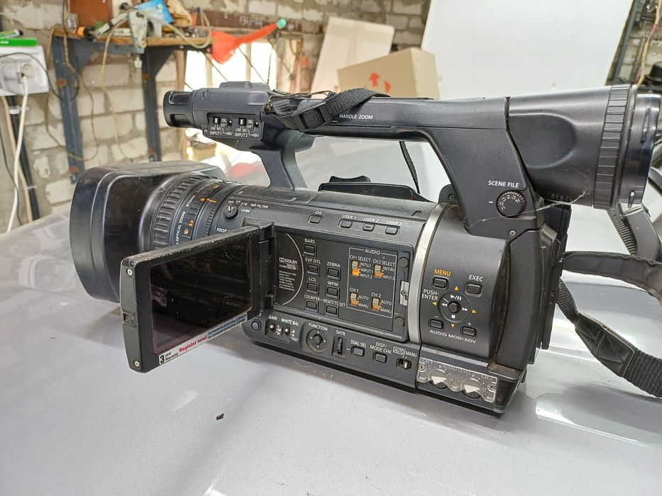 Відеокамера Panasonic AG-AC130AEM