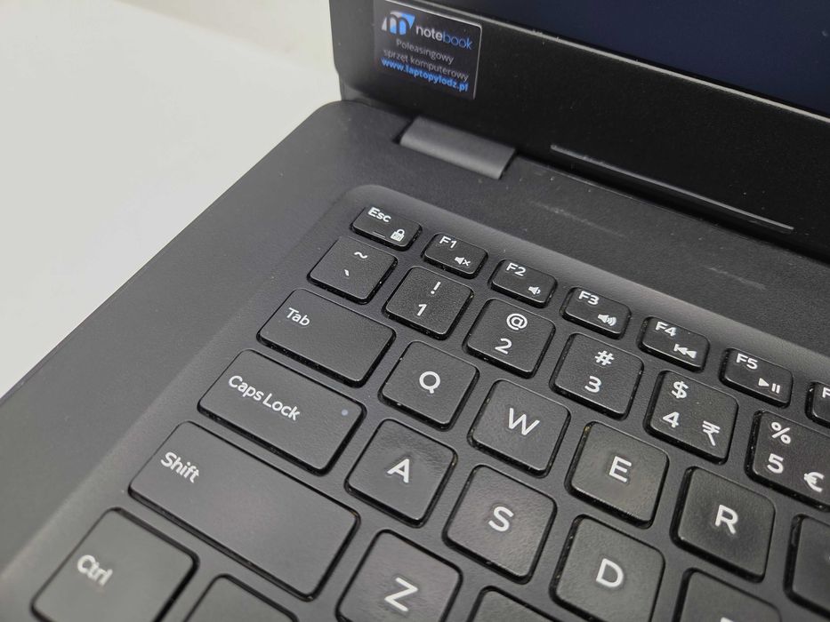 laptop DELL Latitude 3490 i5-8250u 4x 1.6GHz 16GB SSD 256GB Windows 11