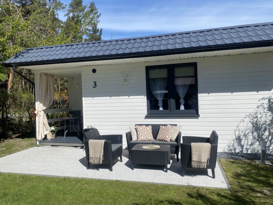 Maj, czerwiec promocyjne pakiety pobytowe. Blisko plaża i las.