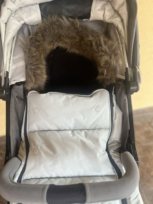 Wozek spacerowy Nuna szary