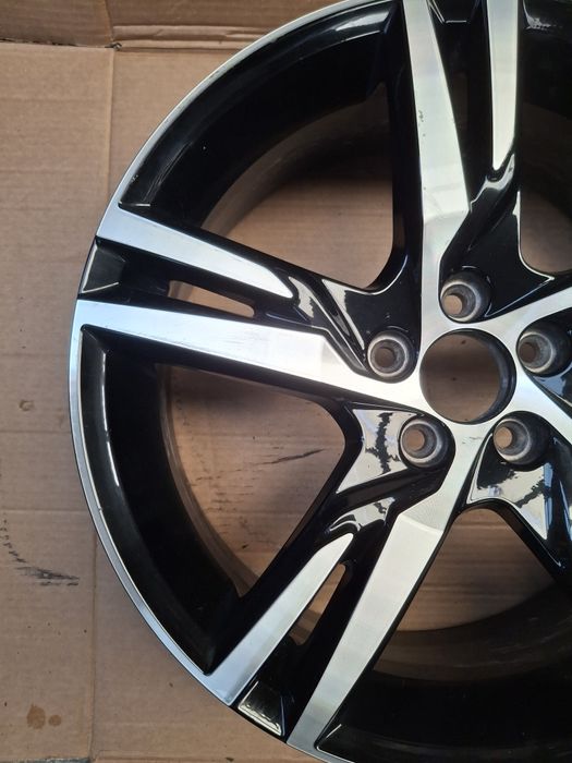Felga volvo xc60 xc90 v90 v60 s60 v40 xc40 19" 7.5j et 50.5